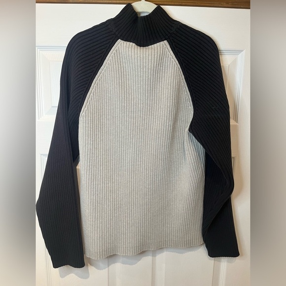 - Vintage XL Men's Polo Ralph Lauren Black and Gray Half-Zip Sweater - Picture 5 of 5